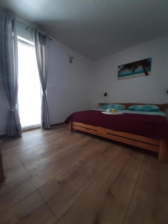 Apartments Mate Bol Luaran gambar