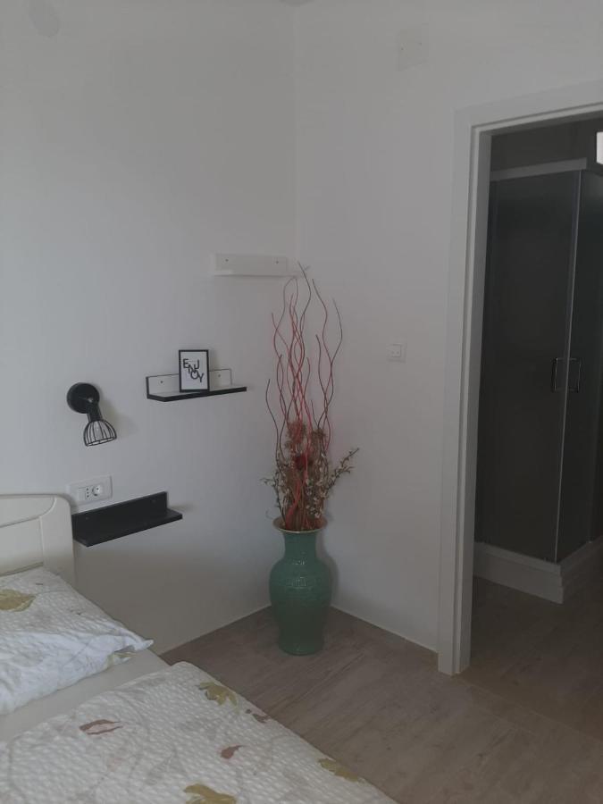 Apartments Mate Bol Luaran gambar
