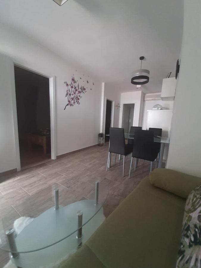 Apartments Mate Bol Luaran gambar
