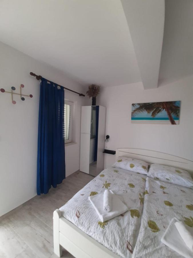 Apartments Mate Bol Luaran gambar