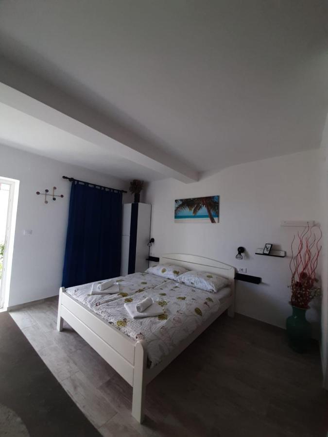 Apartments Mate Bol Luaran gambar