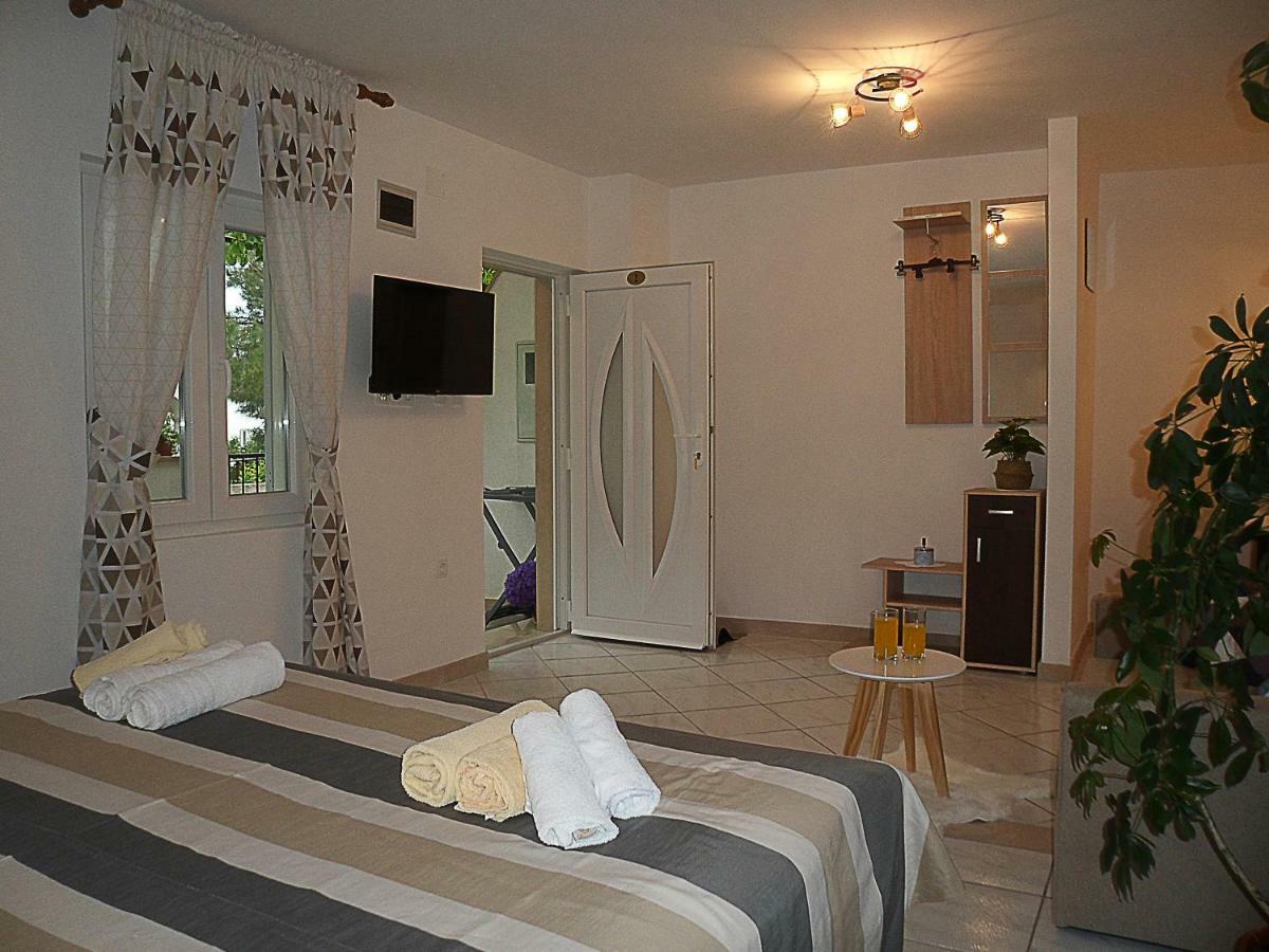 Apartments Mate Bol Luaran gambar